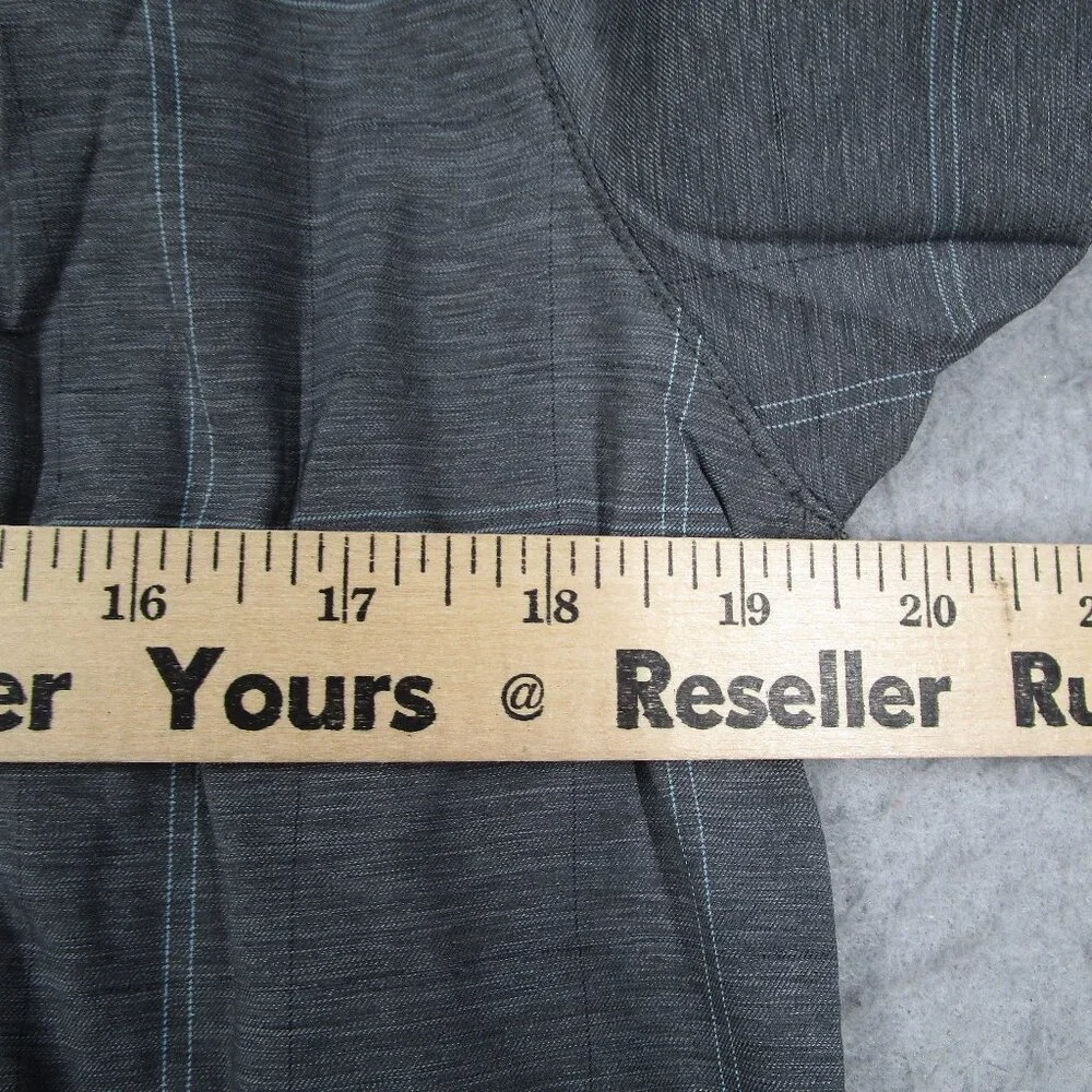 Travis Mathew Shirt Mens Medium Gray Check Short Sleeve Performance Casual Work - Picture 5 of 7